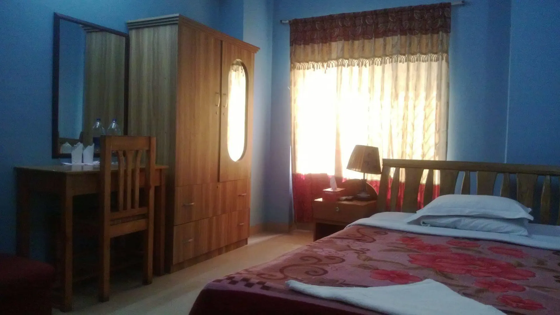 Traveller Inn داكا فندق